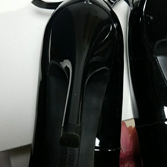 🌸- Mootsies Tootsies Black Patent Leather Pump - Picture 4 of 6